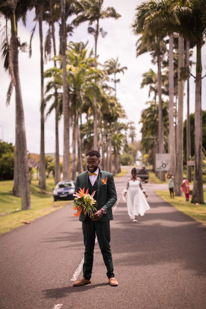 Photos de first look à l'allée dumanoir en Guadeloupe