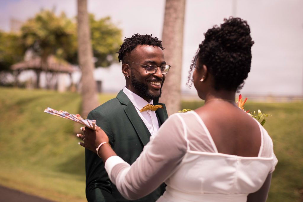 Photos de first look à l'allée dumanoir en Guadeloupe