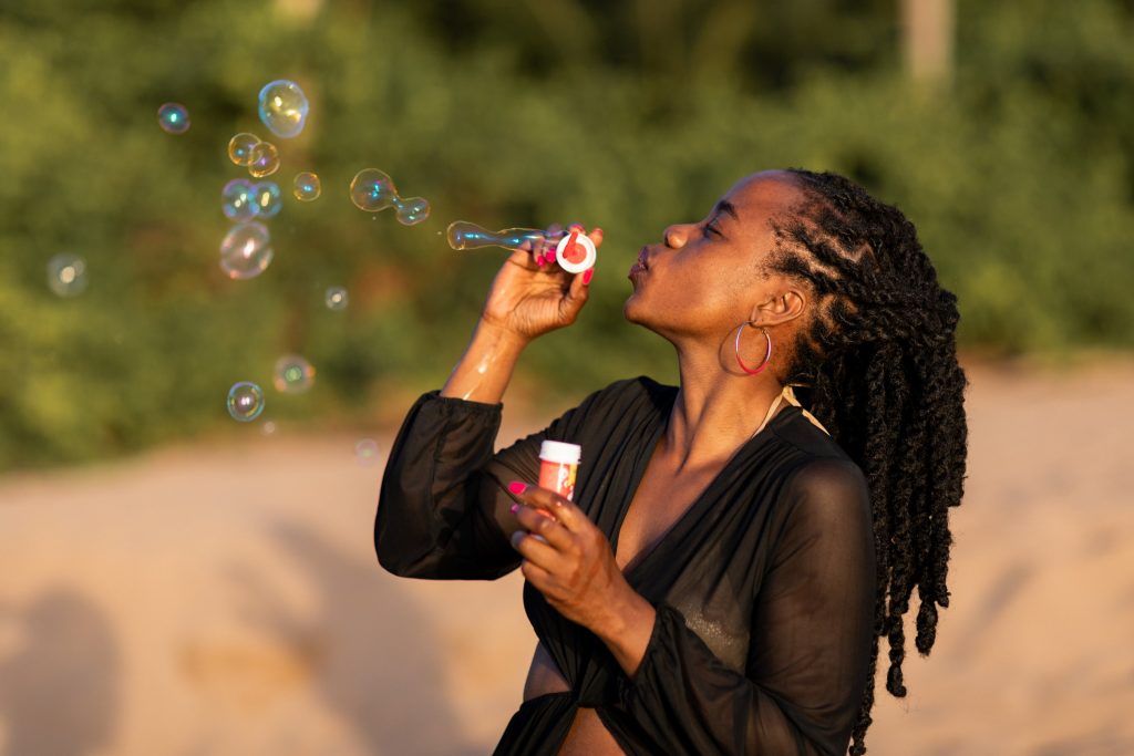 séance photo entre copines en Guadeloupe avec bulles