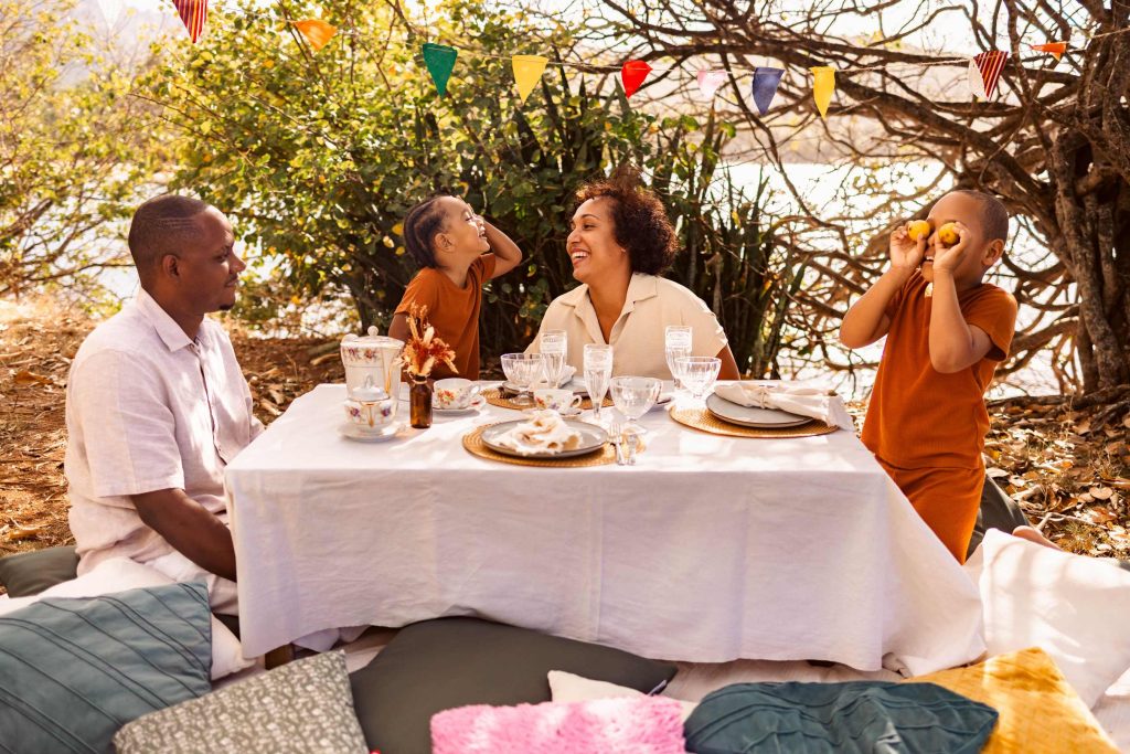 Brunch et séance photo en famille au bord de l'eau en Guadeloupe