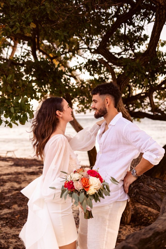 photo de mariage sur la plage en Guadeloupe