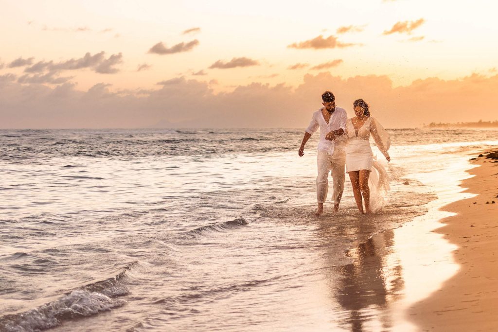 photo de mariage sur la plage en Guadeloupe