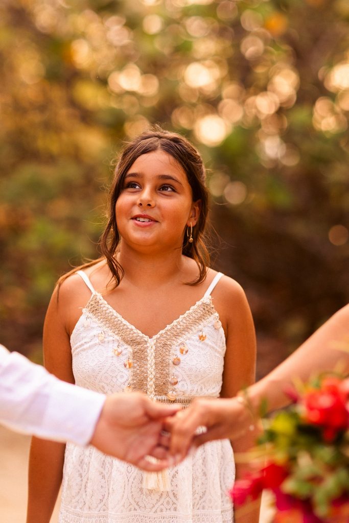 Mariage intimiste en Guadeloupe, first look sur la plage