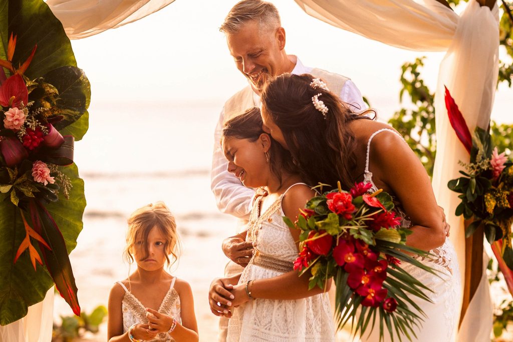 Mariage intimiste en Guadeloupe, cérémonie laïque sur la plage